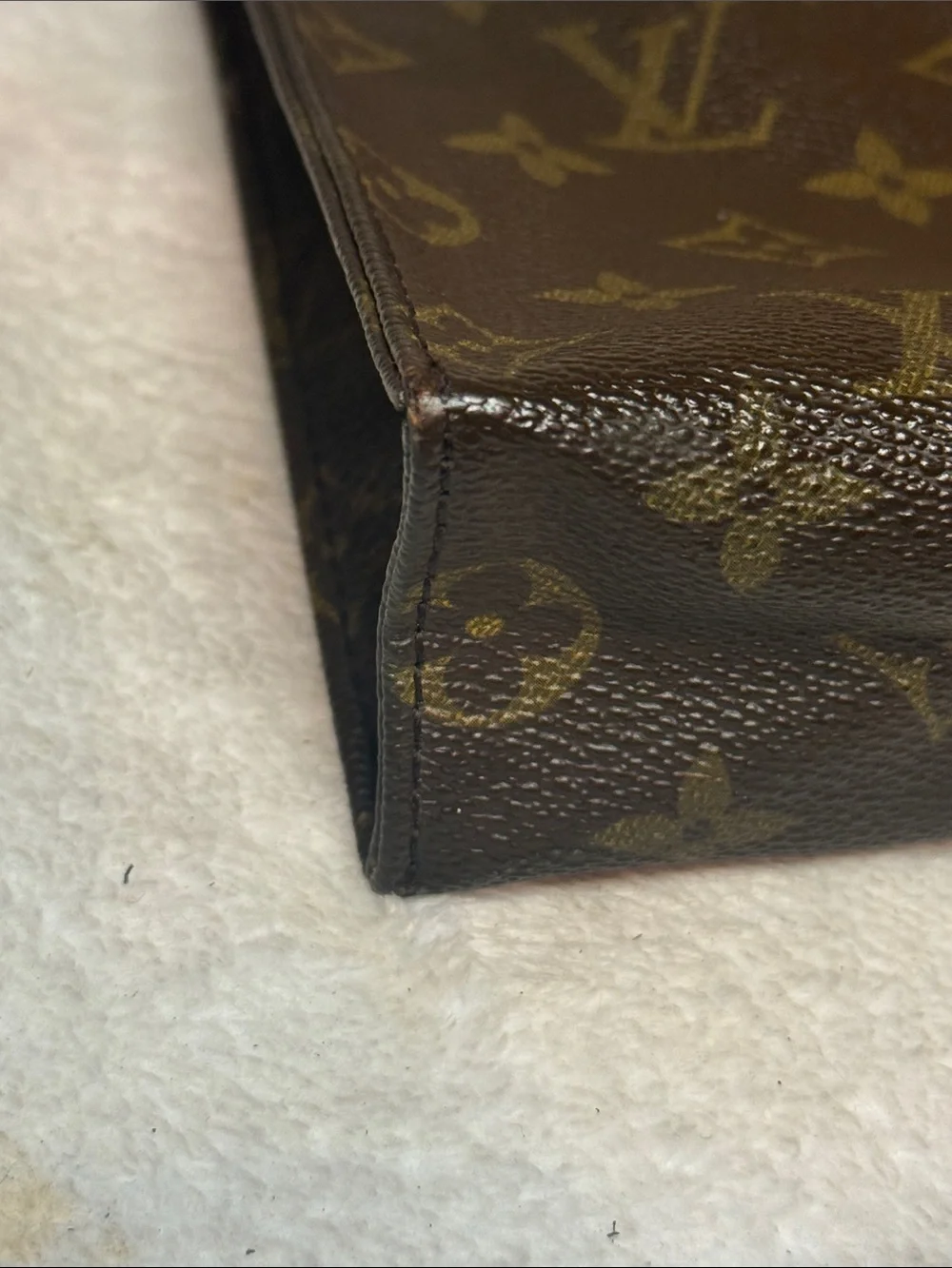 LOUIS VUITTON Monogram Poche Toilette 26 with strap and insert